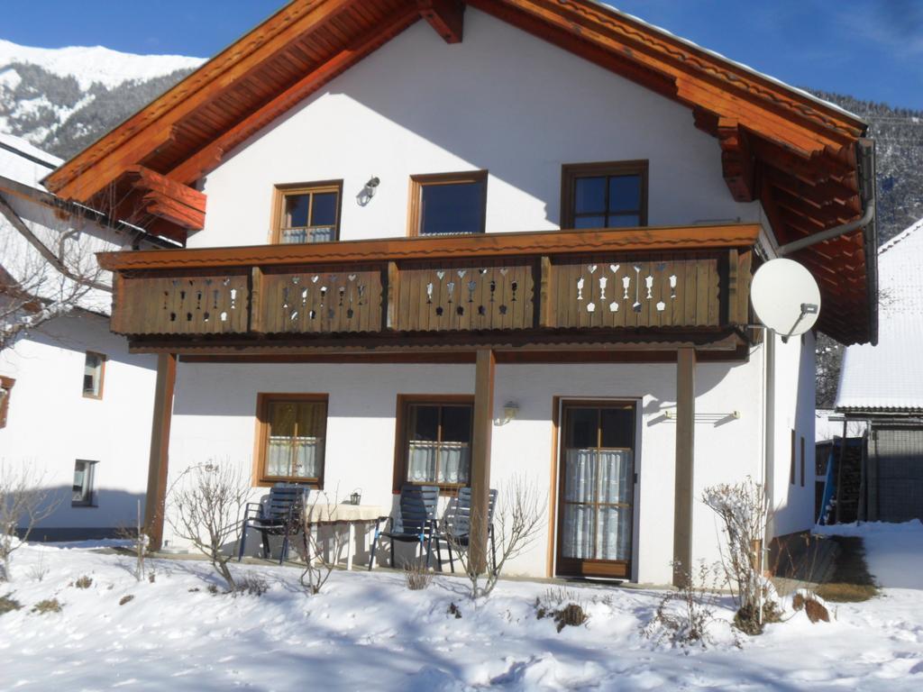 Appartement Ferienhaus Warmuth à Sankt Stefan an der Gail Extérieur photo