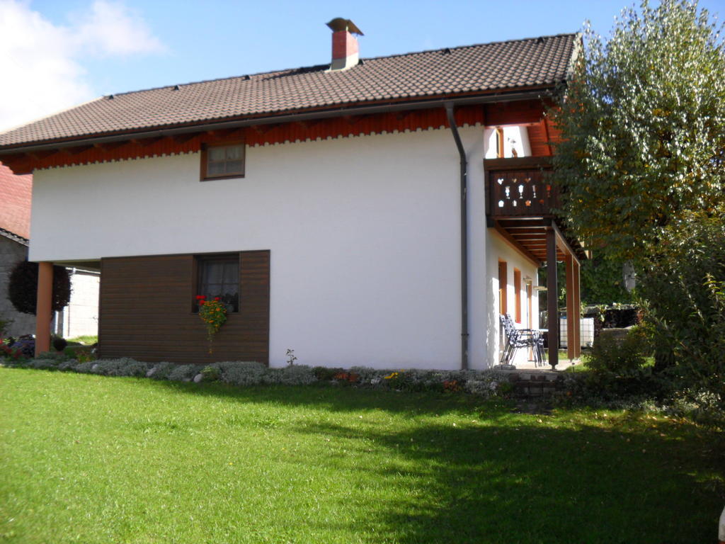 Appartement Ferienhaus Warmuth à Sankt Stefan an der Gail Extérieur photo